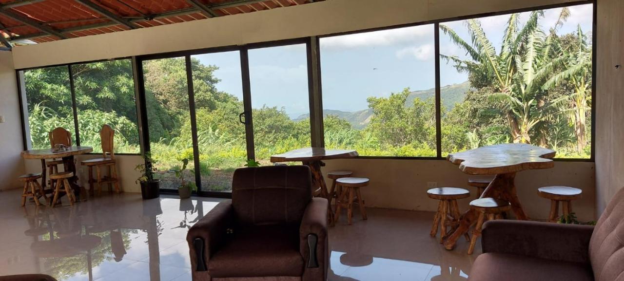 Bed and Breakfast Rancho Huacatay Monteverde Esterno foto